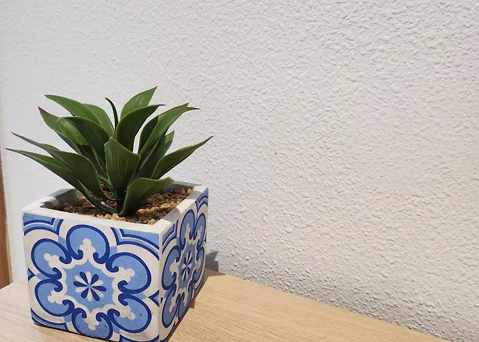 Апартаменти 24bahiacalpe *